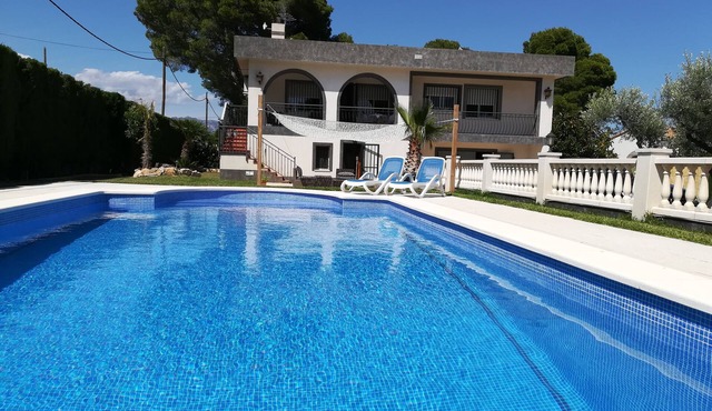 Ground floor apartment in Villa, 2 p, 3 km from the beach