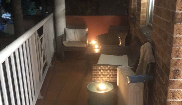 Ground Floor Apartment. Centrally located near bus stop and ferries