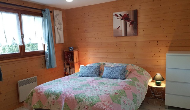 Ground floor apartment in Vosges chalet overlooking the valley.