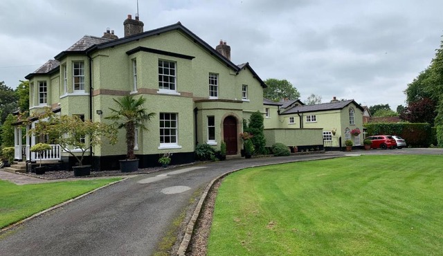 Ground floor apartment in The Coach House