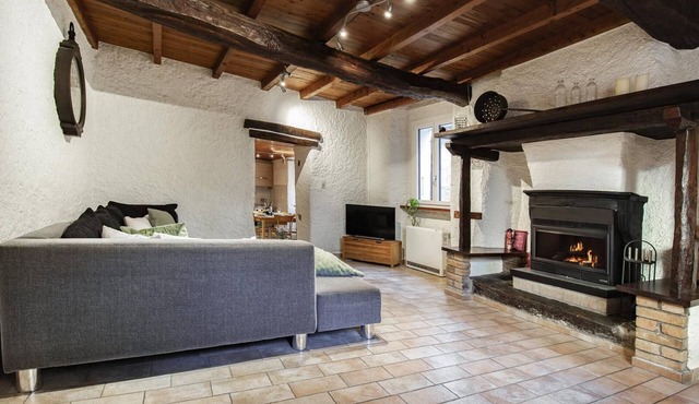 Ground Floor Rustic Apartment