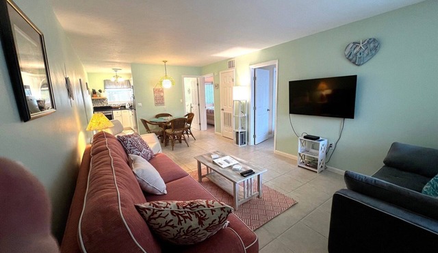 Ground Floor Condo with Pool - Walking Distance to the Beach