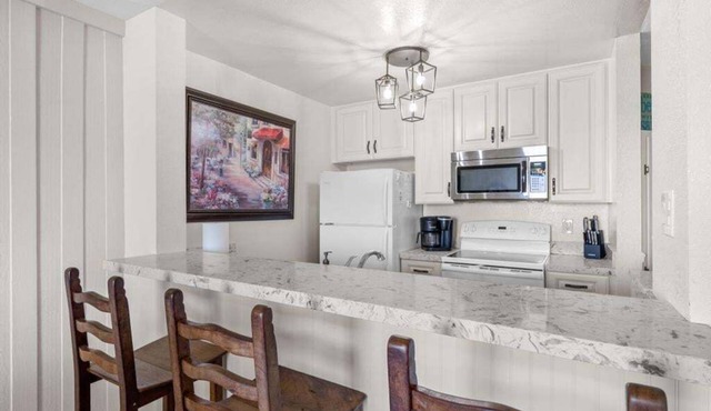 Ground floor condo with grassy area, quick Beach Access, G33 North Coast Village