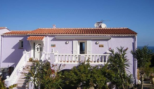 Ground floor of villa T3 by the sea