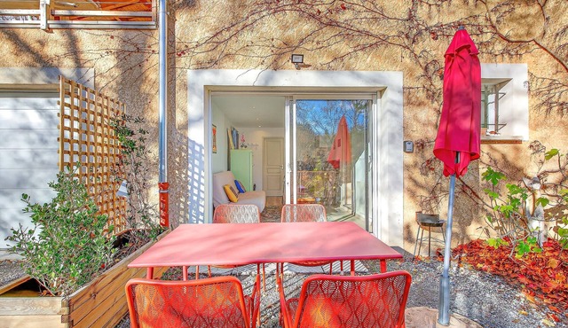 Ground-Floor T2 Apartment with Outdoor Space