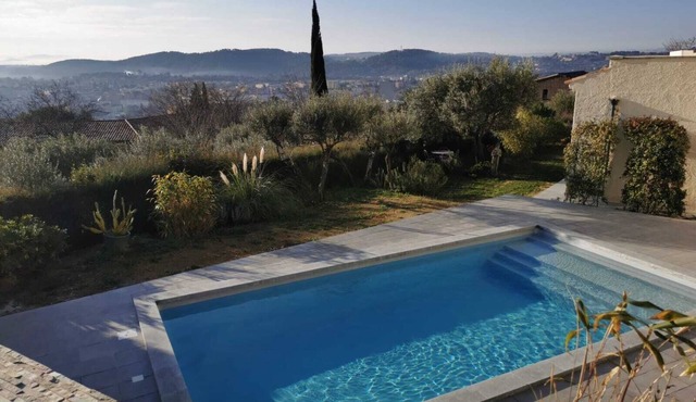 Ground floor with swimming pool and large terrace
