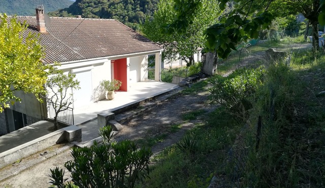 GROUND OF VILLA 4 PERS BETWEEN PROPRIANO AND SARTENE