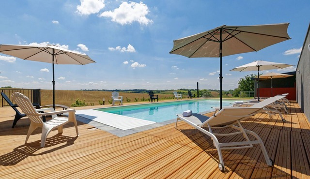 Group accommodation for 12 people, shower and Wc in each room