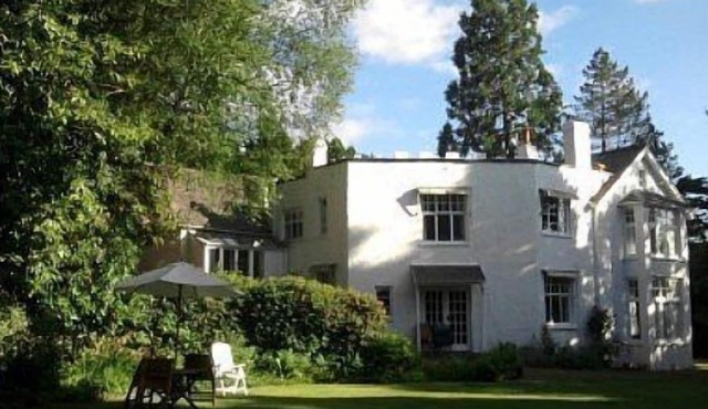 Group and Family Adventures in the Country Sleeps 19