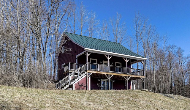 Group Friendly! Mtn-View Haven in Waterbury Center