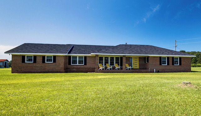 Group-Friendly Home w/Game Room in Albany!