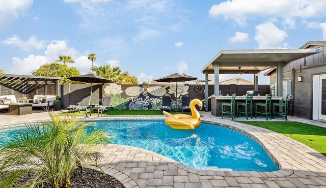 Group Fun HQ with Hot Tub + Bar, Heated Pool, Game Room & Lounge Near Old Town