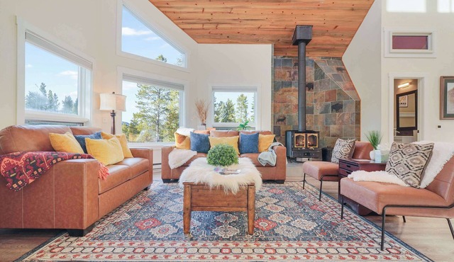 GROUP GETAWAY 6BR Pets+HTub+Gym+Game Room