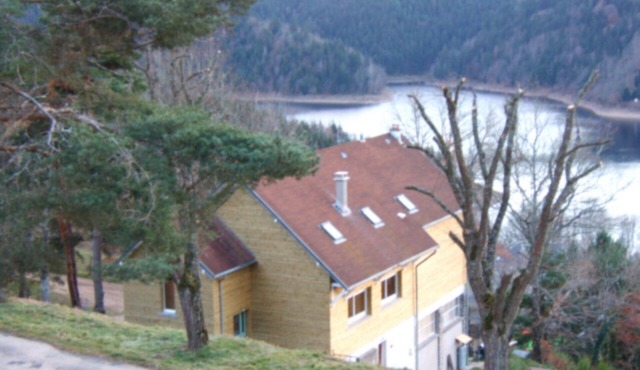 GROUP GITE - LE GRAND VAL - 360 m2 - 15 people