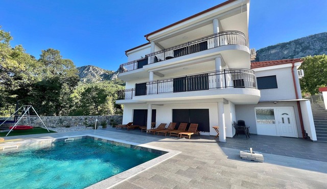 Group holiday villa with pool