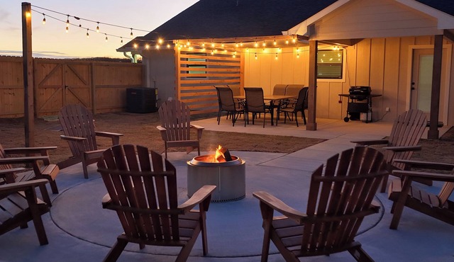Group Ready! 3BR Home Near WinStar