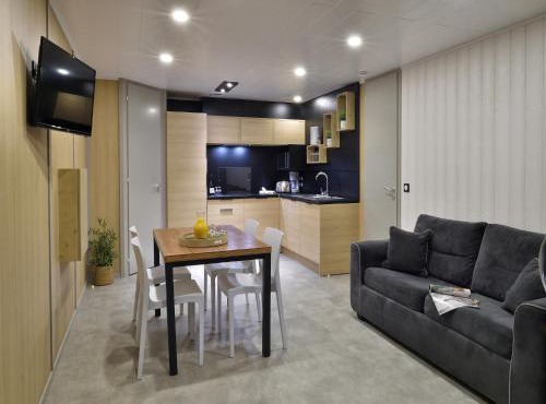 Group Stay near Sea in Propriano