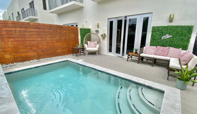 Grove Casita w/plunge Pool, Gated, & Free Parking