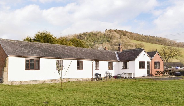 Grove Sprightly Barn