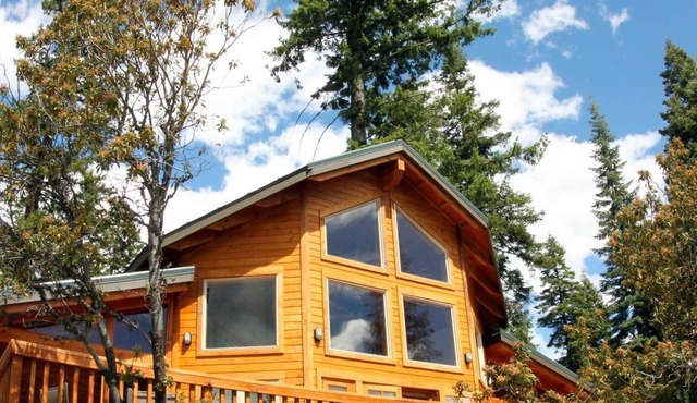 GS Parsnip Lakes 2D~ Jacuzzi Tub~ Kitchen