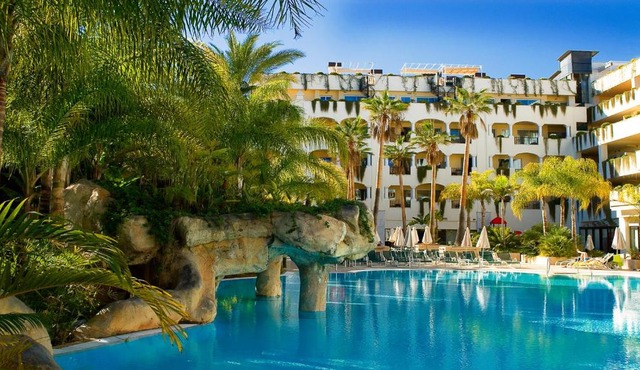 Guadalpin Residences