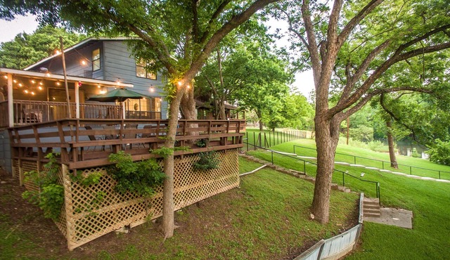 Guadalupe Daze: Classic NB 4/2 Riverfront, Shady Yard, Easy River Entry, Casual Vibe, Great Location
