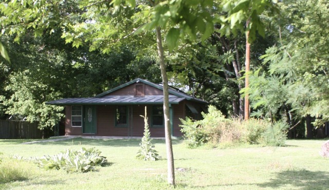 Guadalupe River Road Retreat Texas Star Cabin