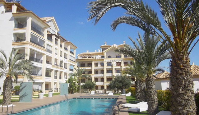 Guardamar Hill Resort Spa, Pool, Sauna, Fitness, Tennis and Beach at 500 meters.
