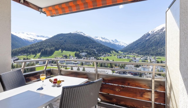 Guardaval Apt 305 by Interhome