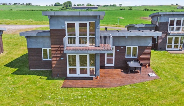 "Gudbrand" - 500m from the sea by Interhome