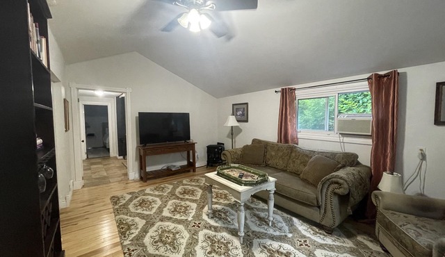 Guelph Estate Apartment
