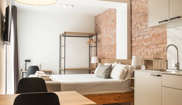 Guest Ready - Fira Barcelona Modern Studio