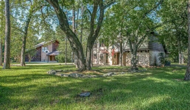 Guest Apt with ATTACHED Bath and PRIVATE EntrancenRUSTIC Nonsmoking SUITE