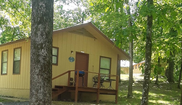 Guest Cottage - Closest Campground to Wolf Pen Gap's North Trailhead