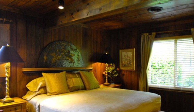 Guest Cottage near VIR and Hyco Lake
