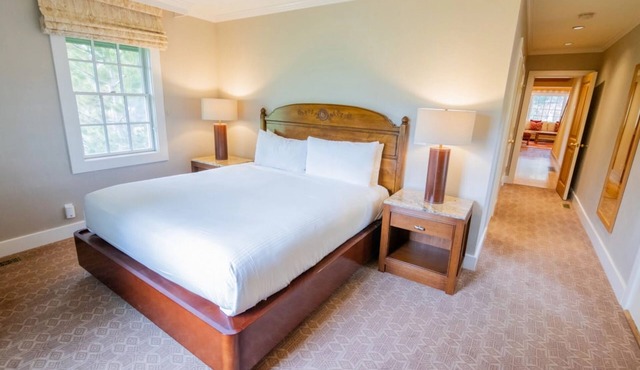 Guest Cottage w/ Fireplace, Private Patio & Steps from Village Dining & Trails