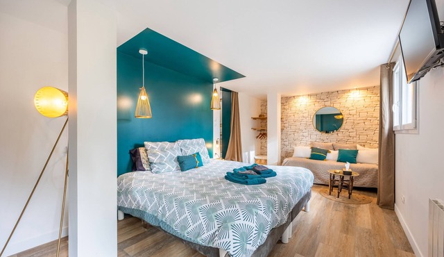 Guest Room 'Chambre Arum 6min from Puy du Fou' with Shared Garden and Wi-Fi