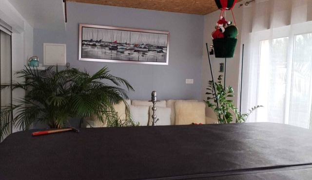 Guest house in the countryside, 30 minutes from the beach, with jacuzzi.