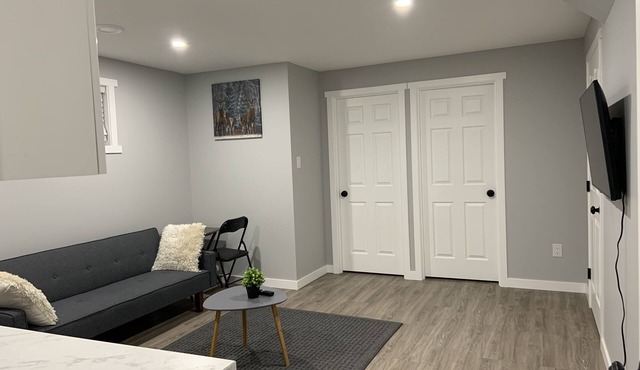 Guest Home in Regina - Feels like Home
