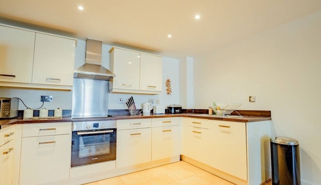 Guest Homes | Abacus Apartment