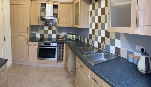 Guest Homes | Hunters Wood Court