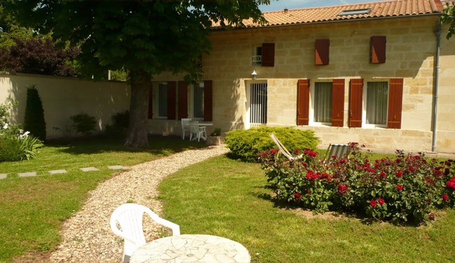 Guest House 9km from Saint Emilion