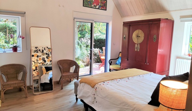 guest house in a garden next to Utah Beach point.