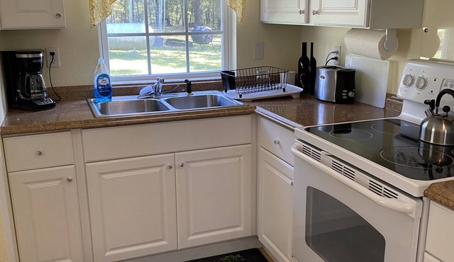 Guest House 10 miles from West Plains MO and 8 miles to North Fork river venue