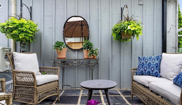 Guest House 12 min to skiing, Free parking, Downtown Collingwood