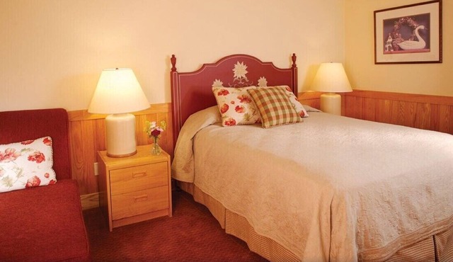 Guest House at Trapp Family Mountain Resort: Avail. Feb 28-Mar7