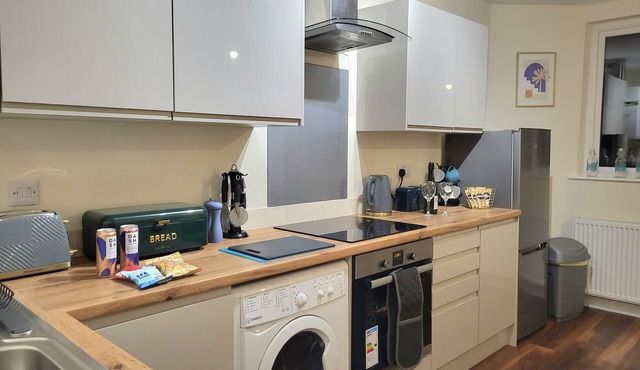 Guest House-close to all Amenities