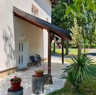 Guest house Ema