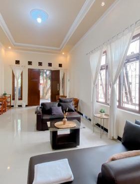 Guest House Griya Mundu Kerten