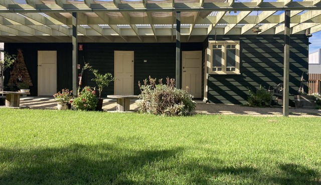 Guest House - Heart of Dungog CBD with a fabulous view